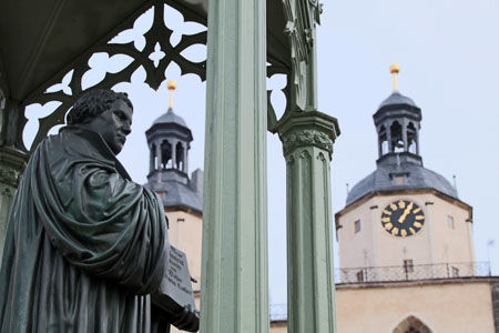 Wittenberg Stadtkirche und Lutherdenkmal